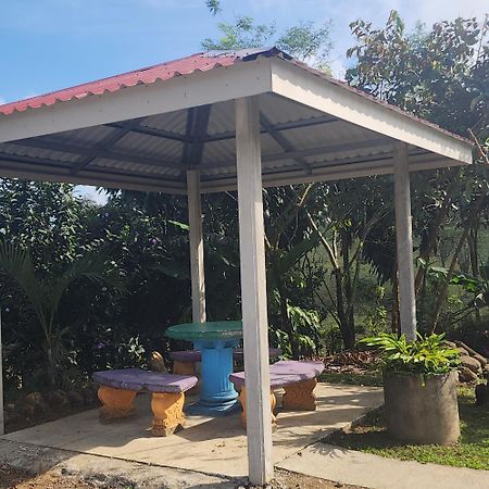 Cabinas El Pilón Río Celeste Exterior foto