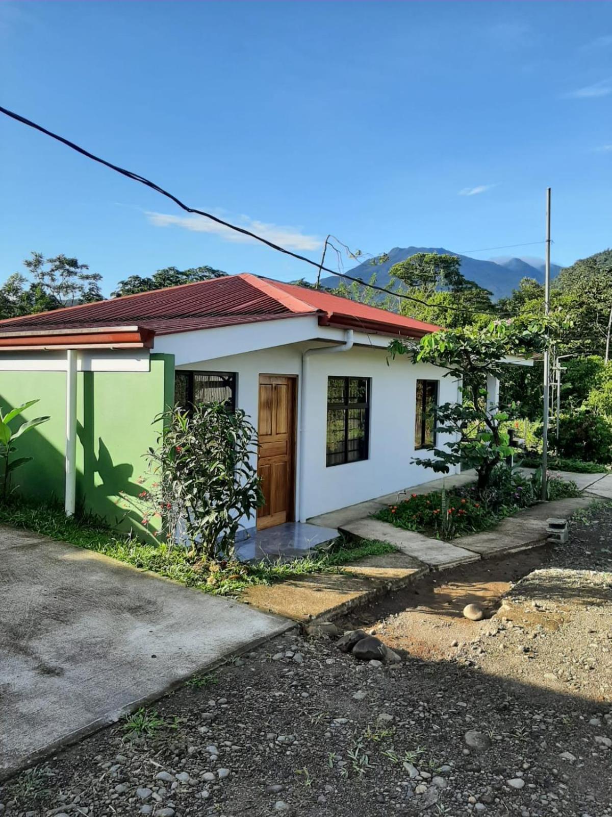 Cabinas El Pilón Río Celeste Exterior foto
